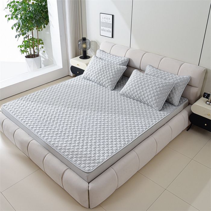 91家纺网 家纺一手货源 找家纺 布卢姆床垫 2025年新款A类12mm加厚乳胶凉席 高级灰