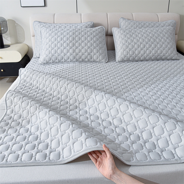 91家纺网 家纺一手货源 找家纺 布卢姆床垫 2025年新款A类12mm加厚乳胶凉席 高级灰