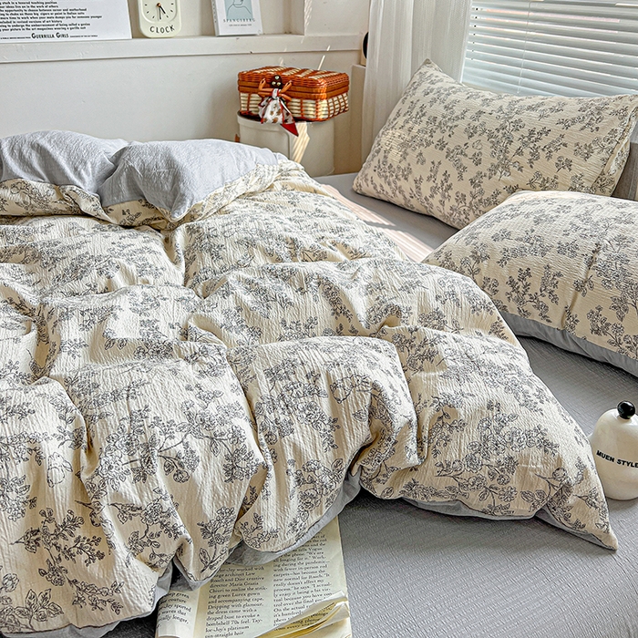 91家纺网 家纺一手货源 找家纺 金梦拉家纺 2025新款提花纱布棉双层纱皱皱纱四件套 法式浪漫