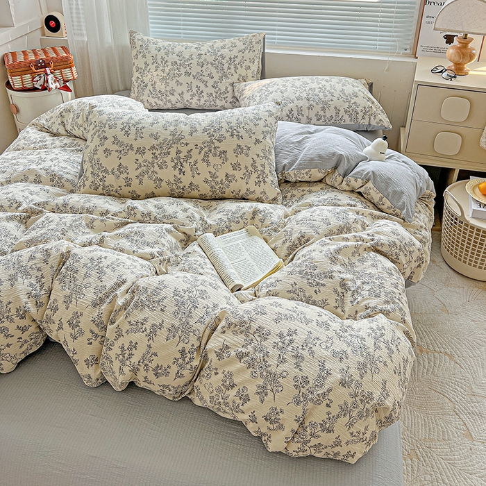 91家纺网 家纺一手货源 找家纺 金梦拉家纺 2025新款提花纱布棉双层纱皱皱纱四件套 法式浪漫