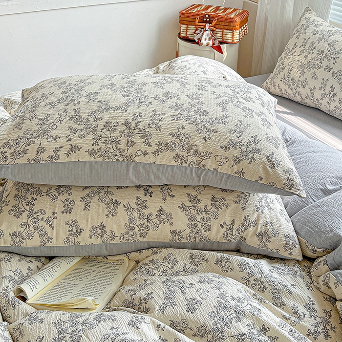 91家纺网 家纺一手货源 找家纺 金梦拉家纺 2025新款提花纱布棉双层纱皱皱纱四件套 法式浪漫