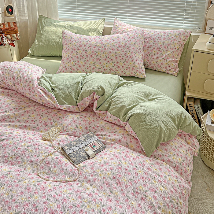 91家纺网 家纺一手货源 找家纺 金梦拉家纺 2025新款提花纱布棉双层纱皱皱纱四件套 粉杏绿