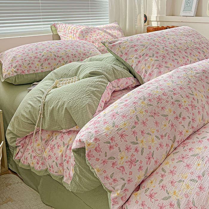 91家纺网 家纺一手货源 找家纺 金梦拉家纺 2025新款提花纱布棉双层纱皱皱纱四件套 粉杏绿