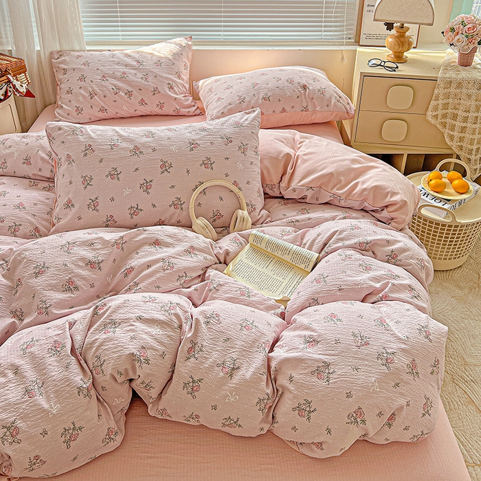 91家纺网 家纺一手货源 找家纺 金梦拉家纺 2025新款提花纱布棉双层纱皱皱纱四件套 花颜