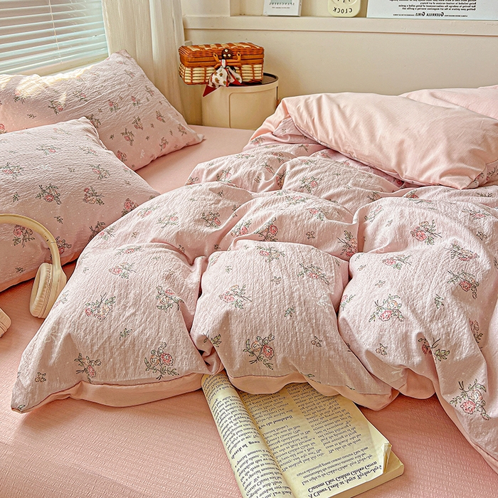 91家纺网 家纺一手货源 找家纺 金梦拉家纺 2025新款提花纱布棉双层纱皱皱纱四件套 花颜