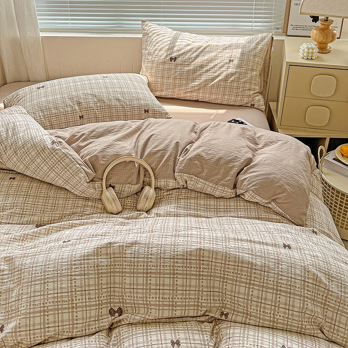 91家纺网 家纺一手货源 找家纺 金梦拉家纺 2025新款提花纱布棉双层纱皱皱纱四件套 咖调蝴蝶结