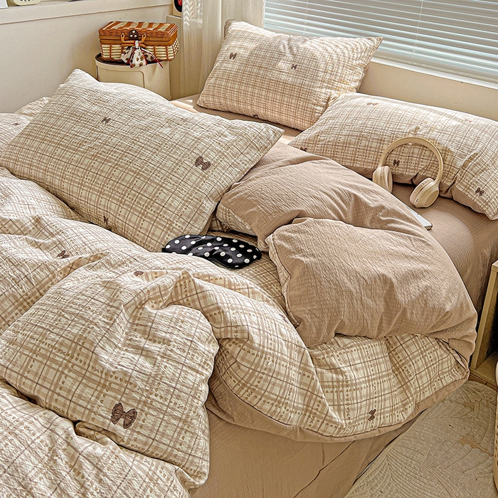 91家纺网 家纺一手货源 找家纺 金梦拉家纺 2025新款提花纱布棉双层纱皱皱纱四件套 咖调蝴蝶结