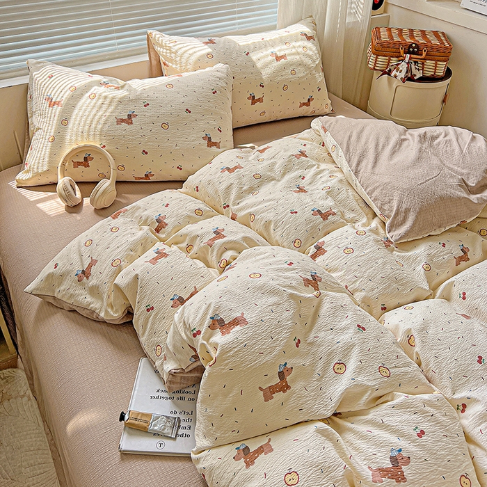 91家纺网 家纺一手货源 找家纺 金梦拉家纺 2025新款提花纱布棉双层纱皱皱纱四件套 快乐狗