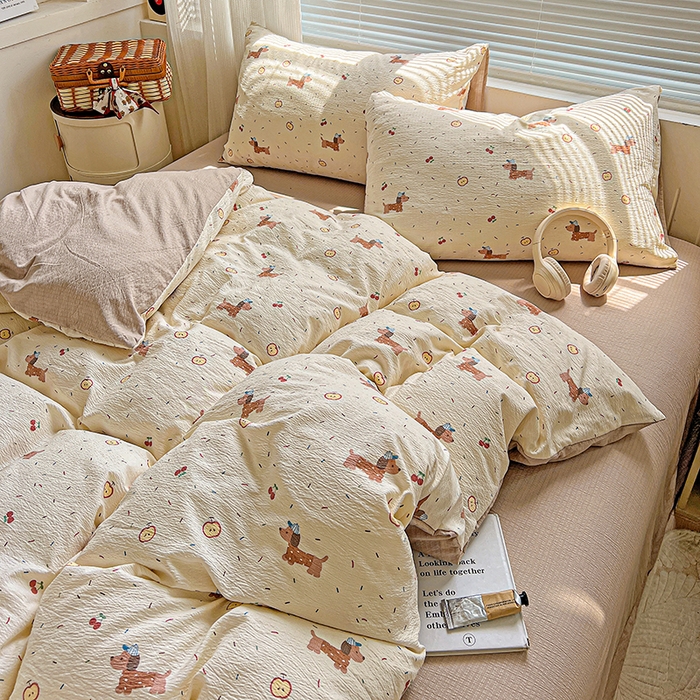 91家纺网 家纺一手货源 找家纺 金梦拉家纺 2025新款提花纱布棉双层纱皱皱纱四件套 快乐狗