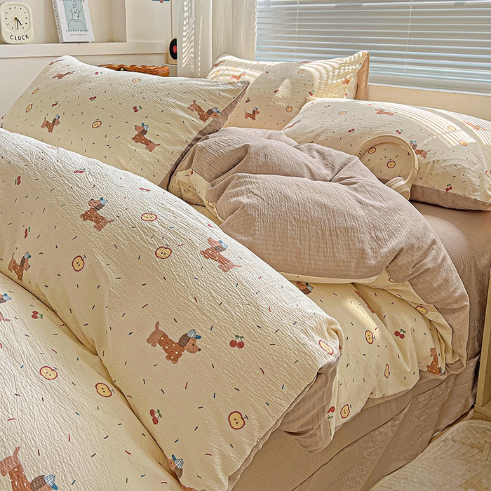 91家纺网 家纺一手货源 找家纺 金梦拉家纺 2025新款提花纱布棉双层纱皱皱纱四件套 快乐狗