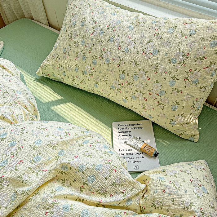 91家纺网 家纺一手货源 找家纺 金梦拉家纺 2025新款提花纱布棉双层纱皱皱纱四件套 绿意