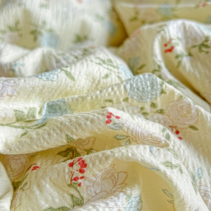 91家纺网 家纺一手货源 找家纺 金梦拉家纺 2025新款提花纱布棉双层纱皱皱纱四件套 绿意