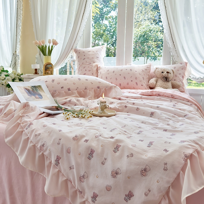 91家纺网 家纺一手货源 找家纺 梦莱斯 2025新款夏被四件套 熊宝宝-粉