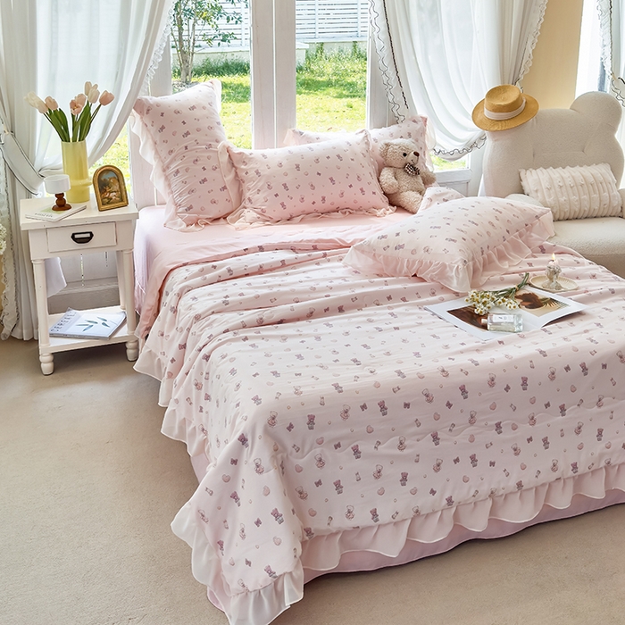 91家纺网 家纺一手货源 找家纺 梦莱斯 2025新款夏被四件套 熊宝宝-粉