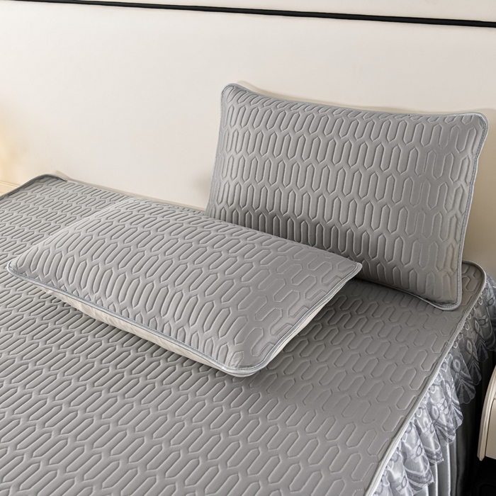 91家纺网 家纺一手货源 找家纺 牵依 2025新款胶质可拆卸床裙凉席席子 绅士灰