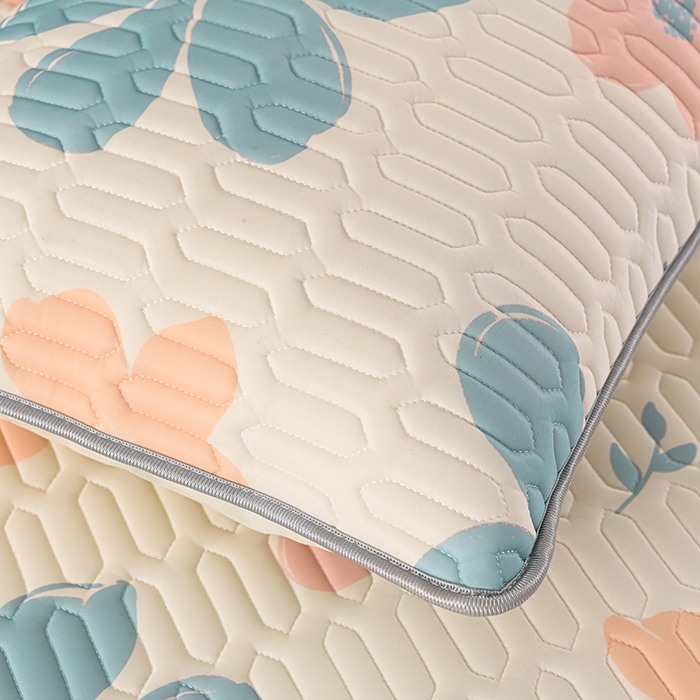 91家纺网 家纺一手货源 找家纺 牵依 2025新款胶质可拆卸床裙凉席席子 夏日如花