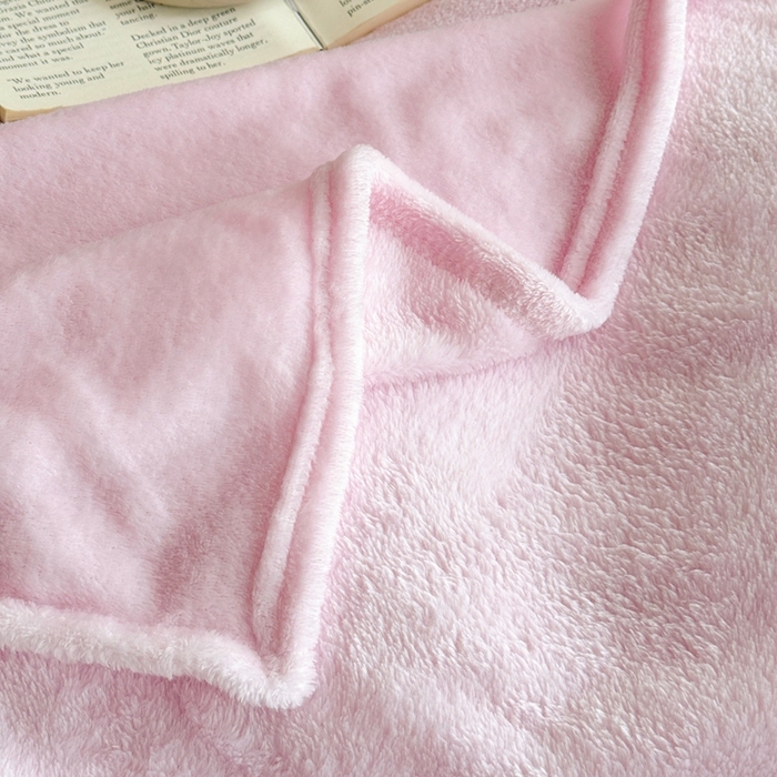 91家纺网 家纺一手货源 找家纺 卡琪曼 2025新款牛奶绒抗菌防螨毛毯毯子系列 樱花粉
