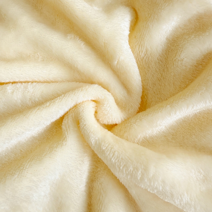 91家纺网 家纺一手货源 找家纺 卡琪曼 2025新款牛奶绒抗菌防螨毛毯毯子系列 透明黄