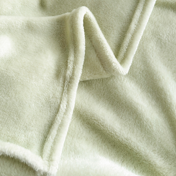 91家纺网 家纺一手货源 找家纺 卡琪曼 2025新款牛奶绒抗菌防螨毛毯毯子系列 森林绿