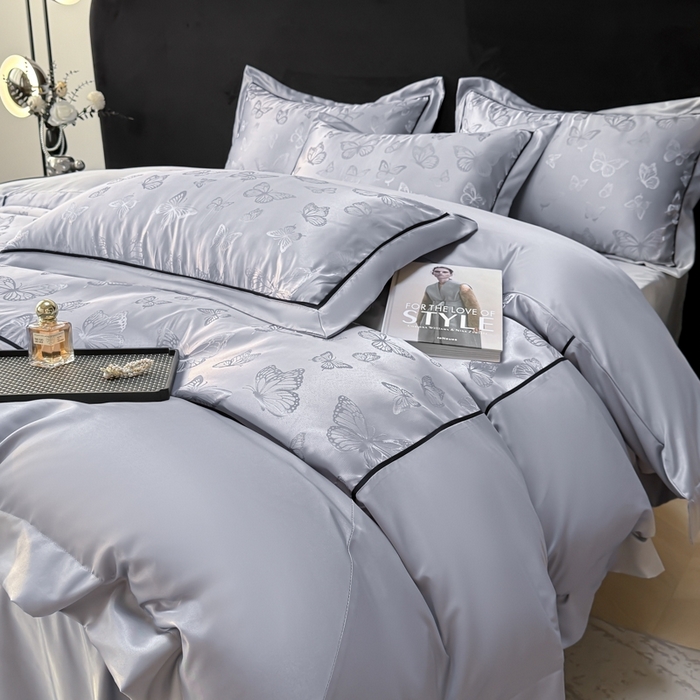 91家纺网 家纺一手货源 找家纺 狂想家 2025春夏新款亮丝提花系列四件套 洛莉高级灰