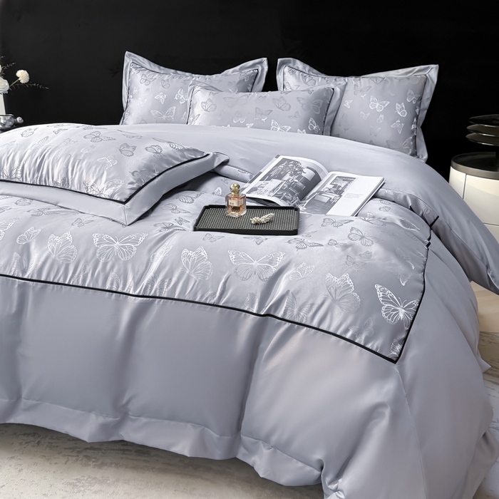 91家纺网 家纺一手货源 找家纺 狂想家 2025春夏新款亮丝提花系列四件套 洛莉高级灰