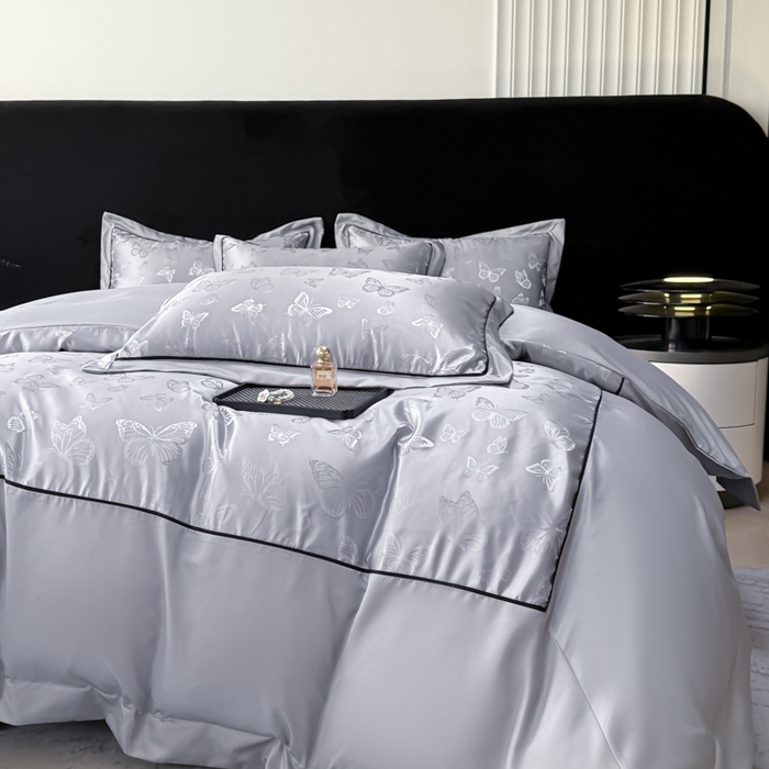 91家纺网 家纺一手货源 找家纺 狂想家 2025春夏新款亮丝提花系列四件套 洛莉高级灰