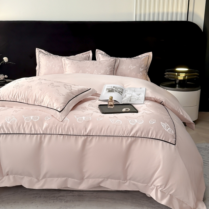 91家纺网 家纺一手货源 找家纺 狂想家 2025春夏新款亮丝提花系列四件套 洛莉轻奢粉