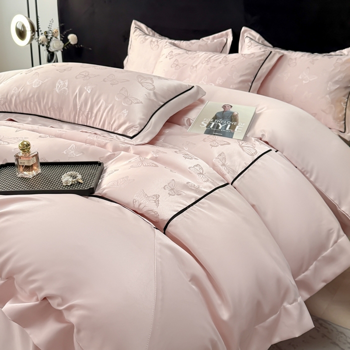 91家纺网 家纺一手货源 找家纺 狂想家 2025春夏新款亮丝提花系列四件套 洛莉轻奢粉