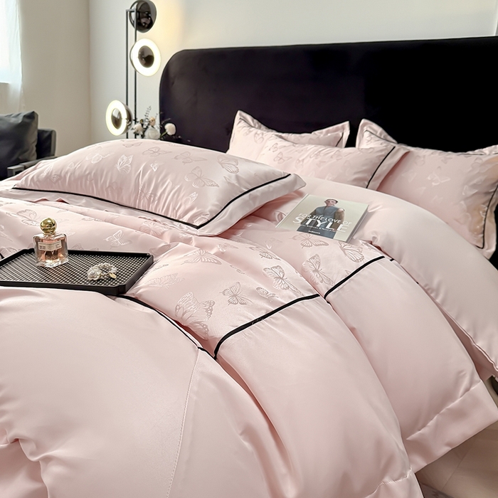 91家纺网 家纺一手货源 找家纺 狂想家 2025春夏新款亮丝提花系列四件套 洛莉轻奢粉