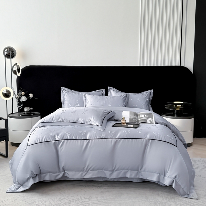 91家纺网 家纺一手货源 找家纺 狂想家 2025春夏新款亮丝提花系列四件套 伊莎高级灰