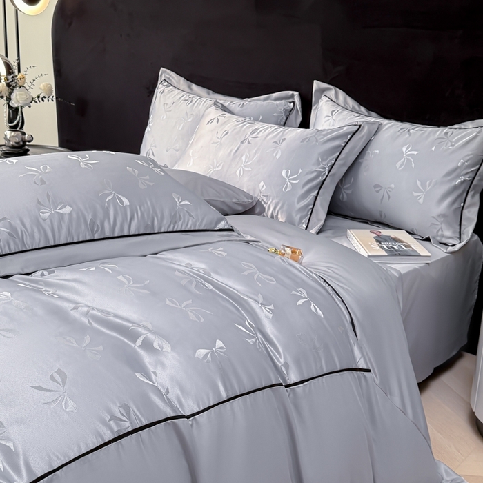 91家纺网 家纺一手货源 找家纺 狂想家 2025春夏新款亮丝提花系列四件套 伊莎高级灰