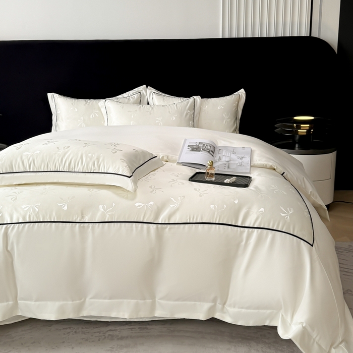 91家纺网 家纺一手货源 找家纺 狂想家 2025春夏新款亮丝提花系列四件套 伊莎奶昔白