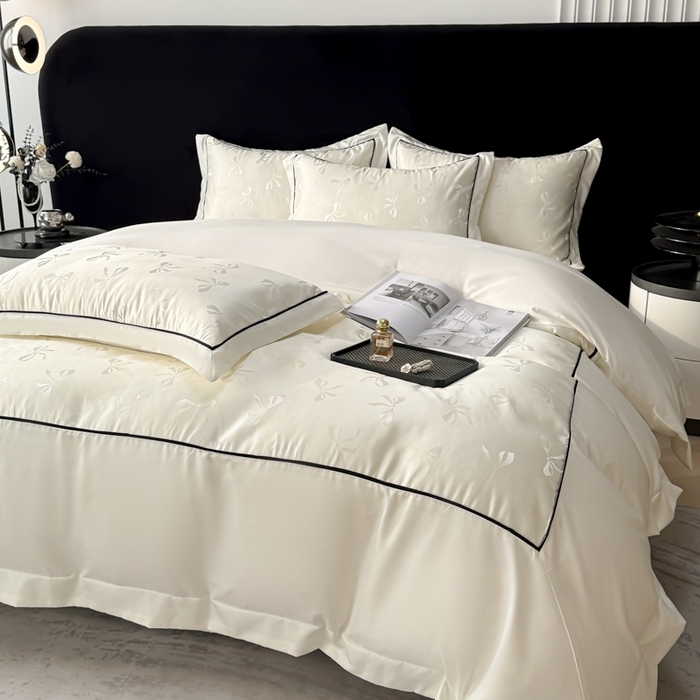 91家纺网 家纺一手货源 找家纺 狂想家 2025春夏新款亮丝提花系列四件套 伊莎奶昔白