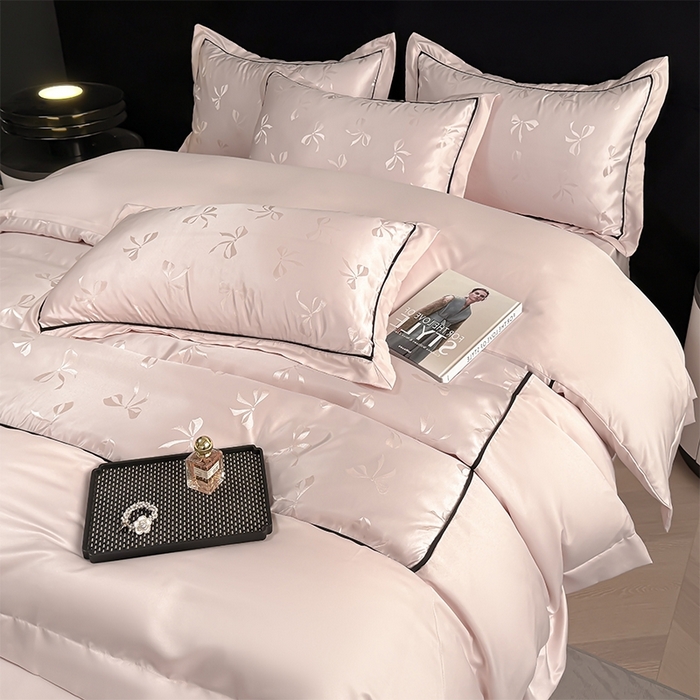 91家纺网 家纺一手货源 找家纺 狂想家 2025春夏新款亮丝提花系列四件套 伊莎轻奢粉