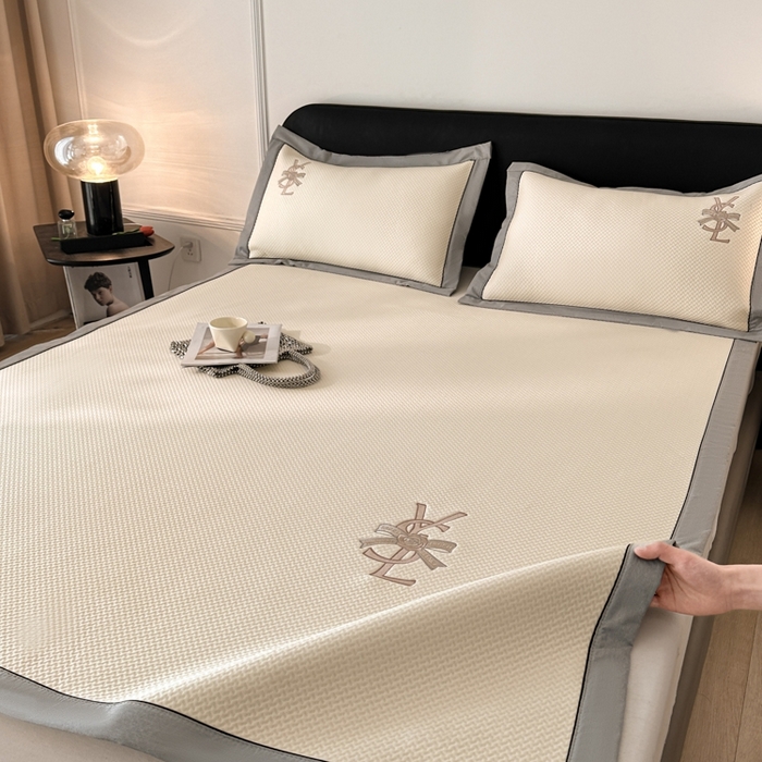 91家纺网 家纺一手货源 找家纺 （总）慕尚家纺 2025新款PE刺绣款minmin&ysl凉感席席子凉席