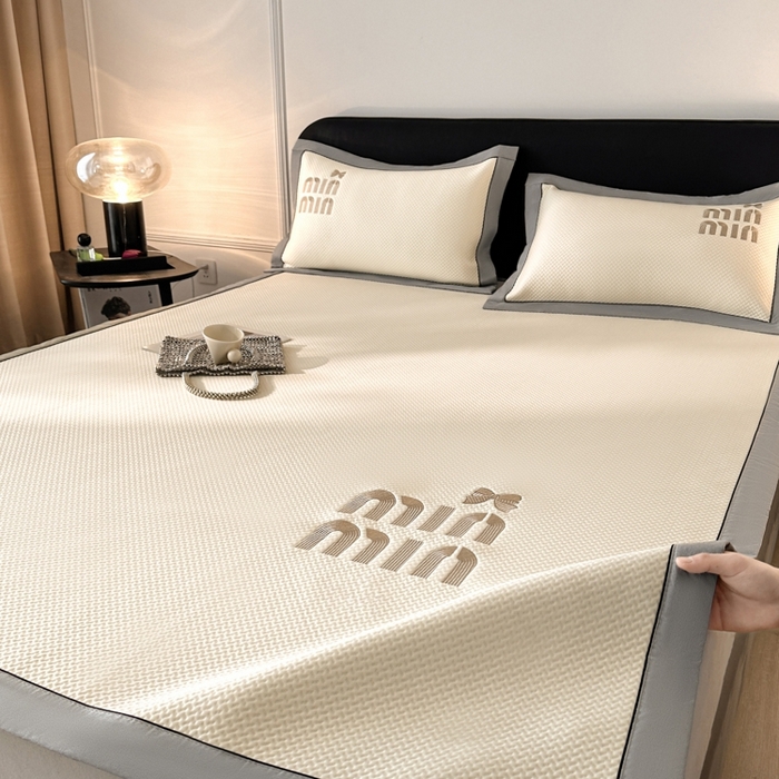 91家纺网 家纺一手货源 找家纺 （总）慕尚家纺 2025新款PE刺绣款minmin&ysl凉感席席子凉席