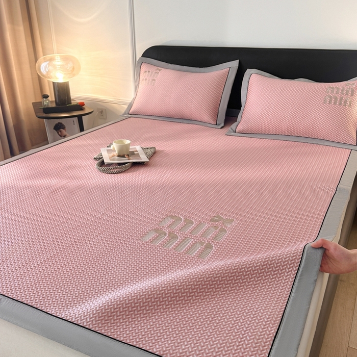 91家纺网 家纺一手货源 找家纺 （总）慕尚家纺 2025新款PE刺绣款minmin&ysl凉感席席子凉席