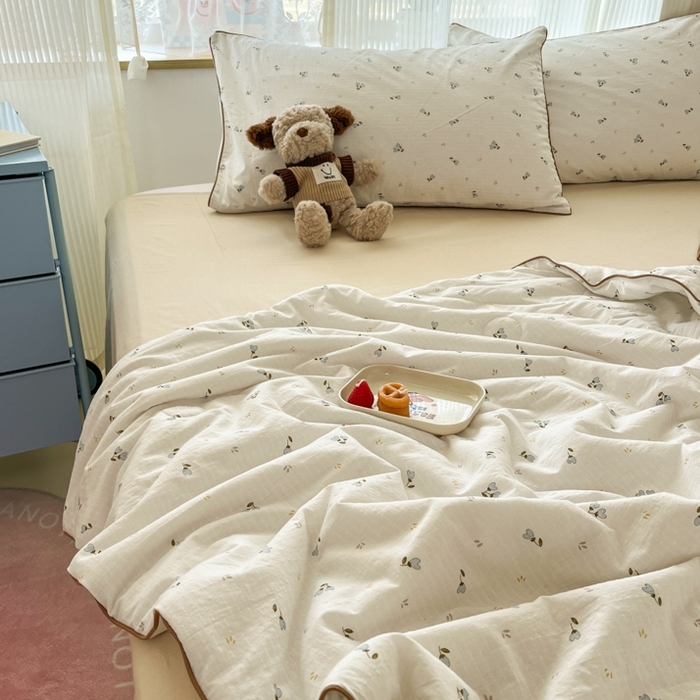 91家纺网 家纺一手货源 找家纺 慕尚家纺 2025新款全棉纯棉双层纱夏被夏凉被空调被四件套 花坊米白