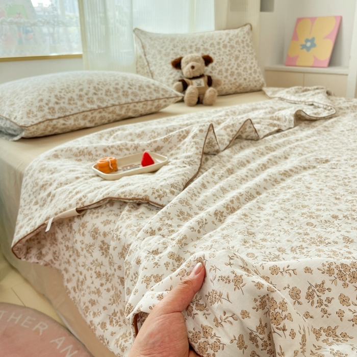 91家纺网 家纺一手货源 找家纺 慕尚家纺 2025新款全棉纯棉双层纱夏被夏凉被空调被四件套 觅春