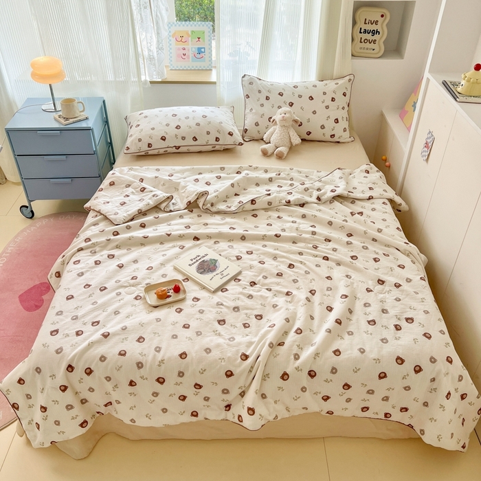 91家纺网 家纺一手货源 找家纺 慕尚家纺 2025新款全棉纯棉双层纱夏被夏凉被空调被四件套 皮卡熊