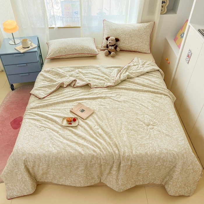 91家纺网 家纺一手货源 找家纺 慕尚家纺 2025新款全棉纯棉双层纱夏被夏凉被空调被四件套 山茶-米黄