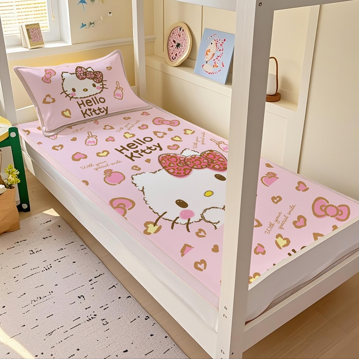 91家纺网 家纺一手货源 找家纺 博雅 2025春夏新款学生宿舍床三丽鸥冰丝凉席席子 甜酷KT