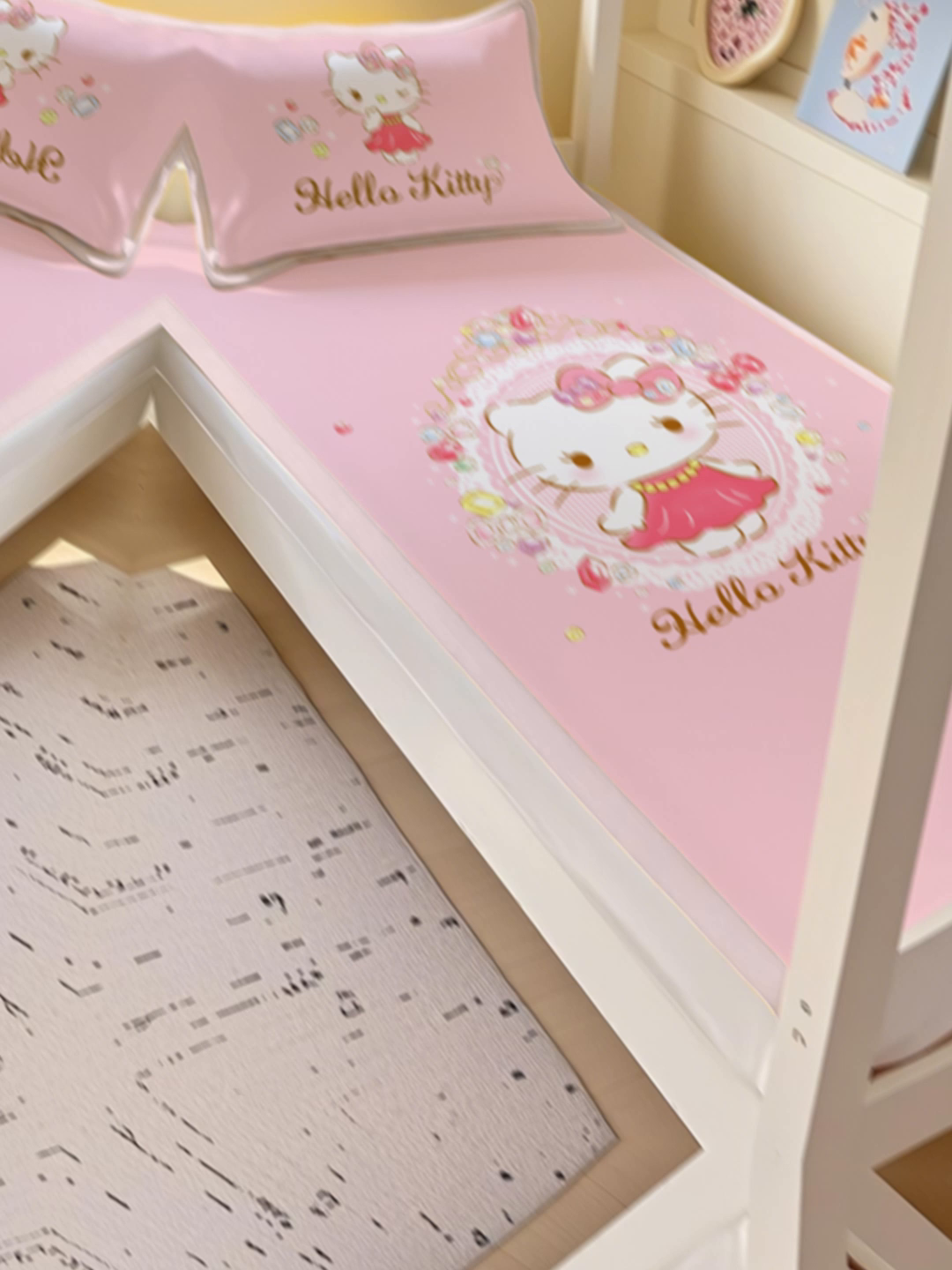 91家纺网 家纺一手货源 找家纺 博雅 2025春夏新款学生宿舍床三丽鸥冰丝凉席席子 花花KT