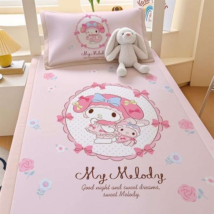 91家纺网 家纺一手货源 找家纺 博雅 2025春夏新款学生宿舍床三丽鸥冰丝凉席席子 小花美乐蒂