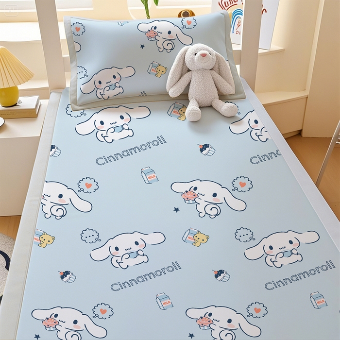 91家纺网 家纺一手货源 找家纺 博雅 2025春夏新款学生宿舍床三丽鸥冰丝凉席席子 甜品玉桂狗