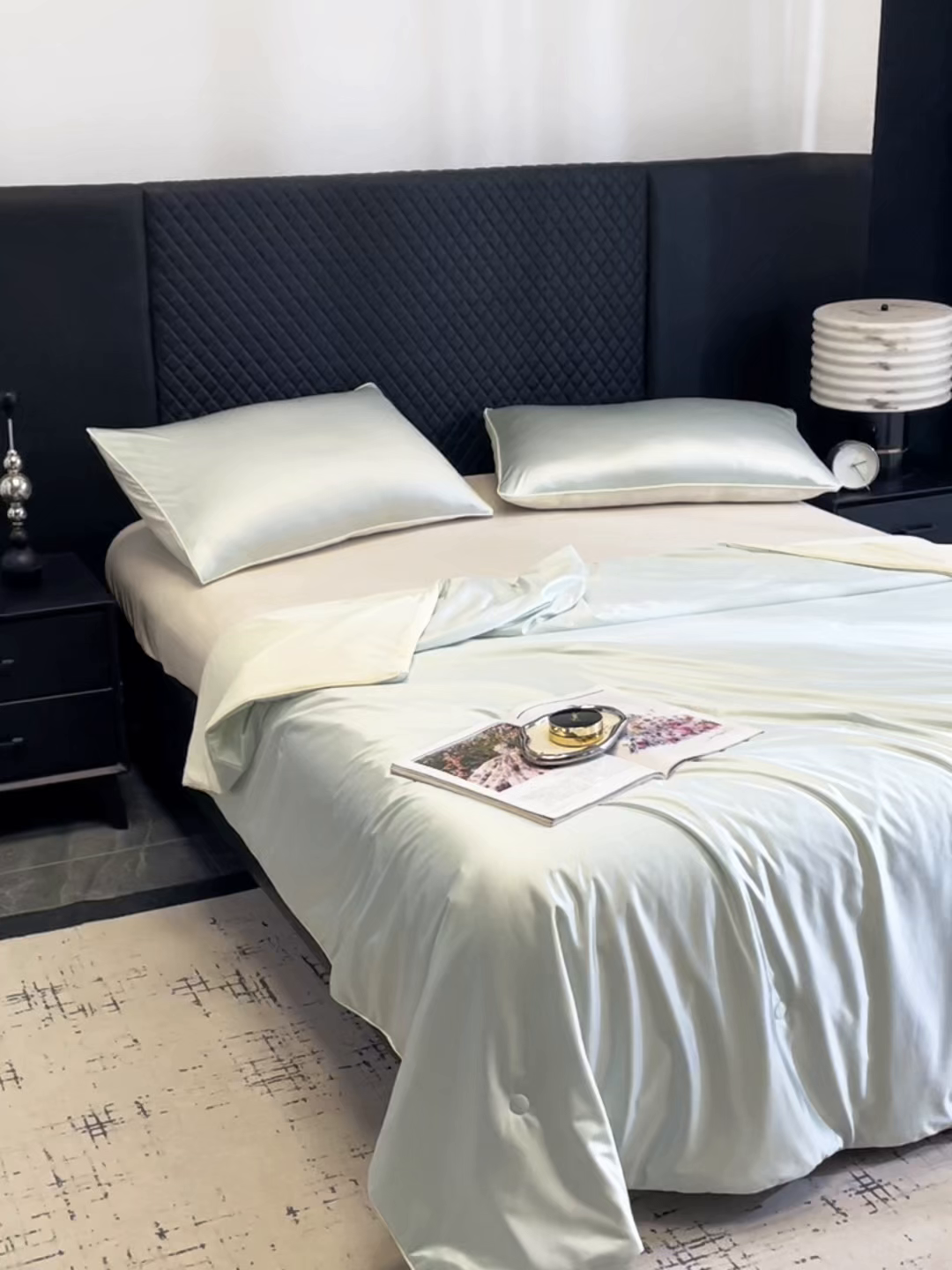 91家纺网 家纺一手货源 找家纺 佳居缘 2025春夏新款透爽冰肌7A抗菌美 肤锦氨夏被夏凉被空调被 湖水蓝