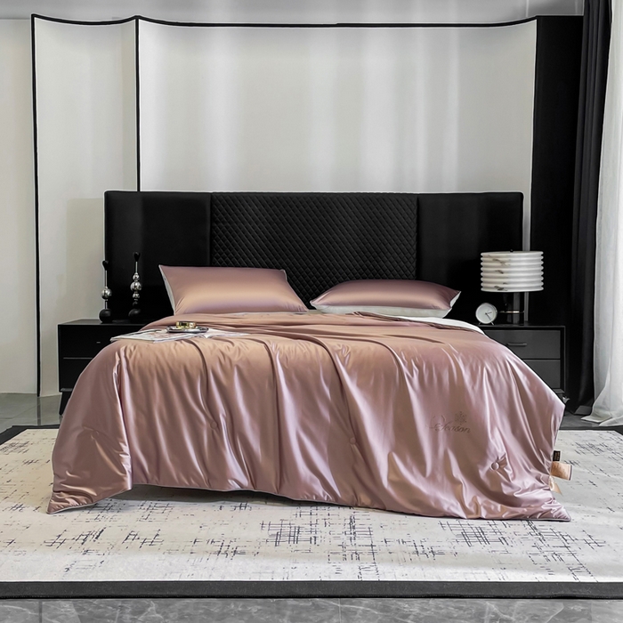 91家纺网 家纺一手货源 找家纺 佳居缘 2025春夏新款透爽冰肌7A抗菌美 肤锦氨夏被夏凉被空调被 樱草紫