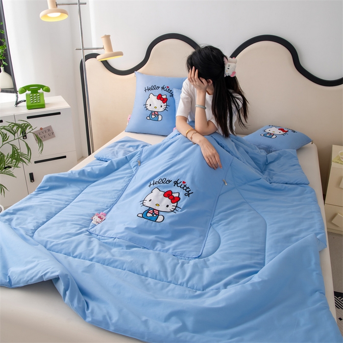 91家纺网 家纺一手货源 找家纺 照世家纺 2025新款全棉纯棉三丽鸥抱枕被【券后控价不低于：78/99/129/149/179】 凯蒂猫