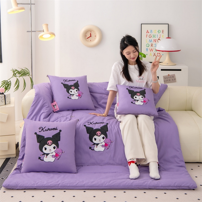 91家纺网 家纺一手货源 找家纺 照世家纺 2025新款全棉纯棉三丽鸥抱枕被【券后控价不低于：78/99/129/149/179】 库洛米