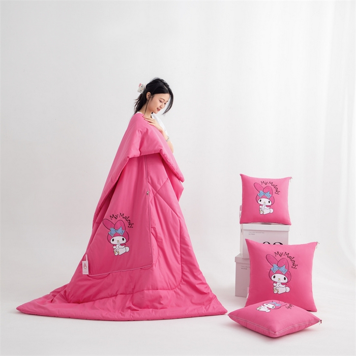 91家纺网 家纺一手货源 找家纺 照世家纺 2025新款全棉纯棉三丽鸥抱枕被【券后控价不低于：78/99/129/149/179】 美乐蒂